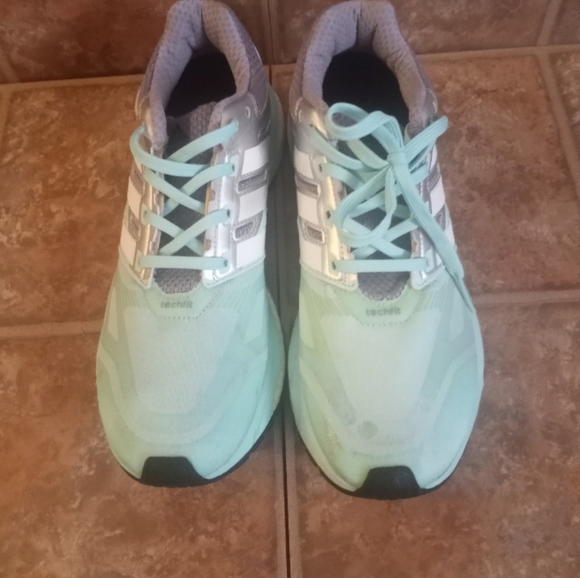 Women's Adidas Bundle - Picture 7 of 11